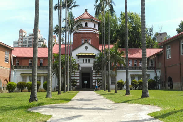 담강고등학교 팔각탑(八角塔)