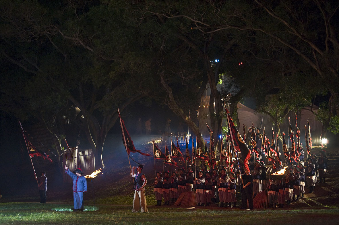 集結百位演員參與演出的史詩劇「戰祭1884」。